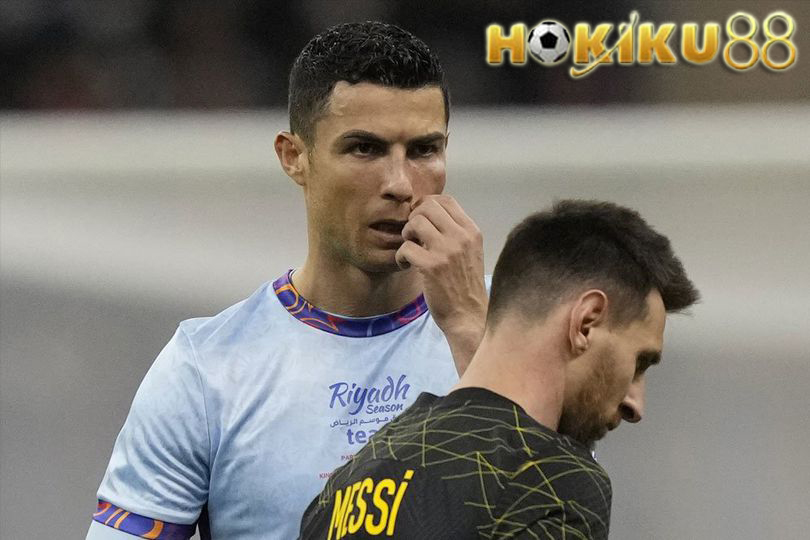 Cristiano Ronaldo dan Lionel Messi saling berhadapan di laga persahabatan setelah meninggalkan Eropa, mewakili klub baru mereka.